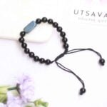 Healing crystal bracelet for stress. Black onyx and lapis lazuli